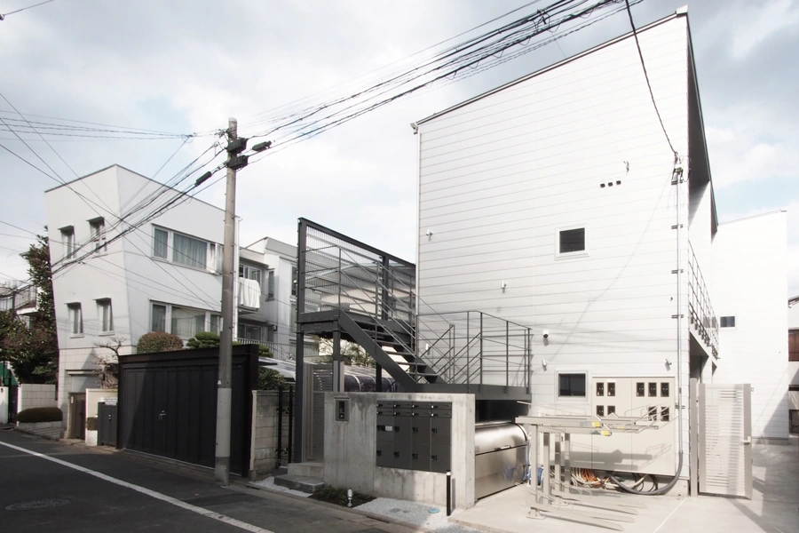 Higashijujo Apartment