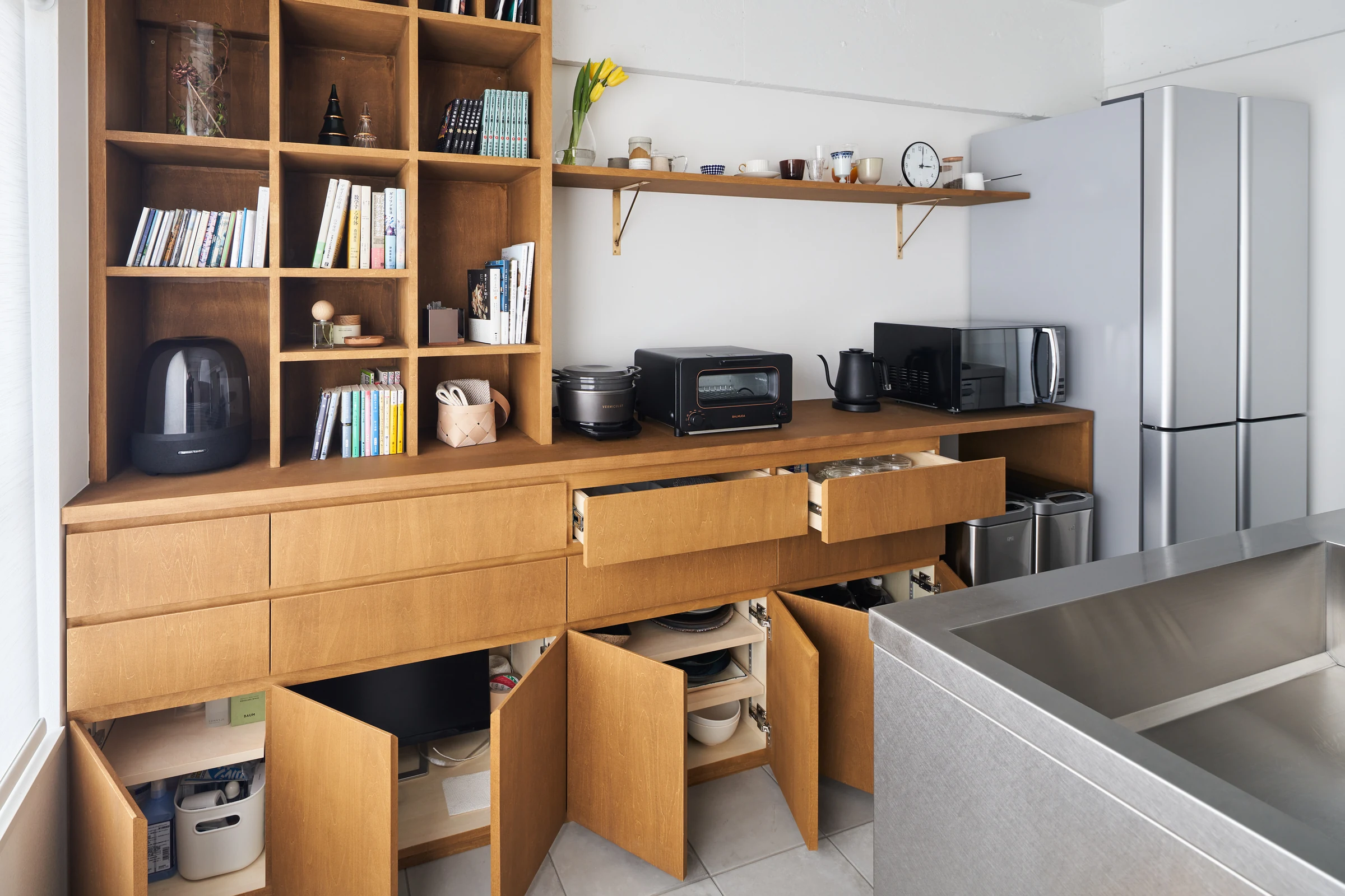 Nishigotanda House with interior 写真 5