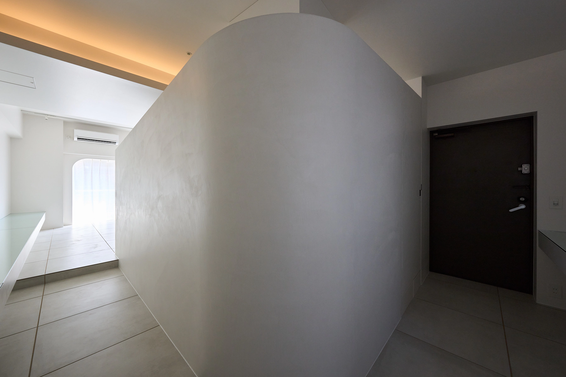 白傾/White Spiral/2001: A Space Odyssey 写真 12
